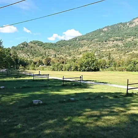 אתר קמפינג White Rock קסטלאנטה